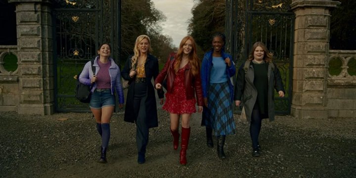 Как Netflix попытался возродить Винкс
