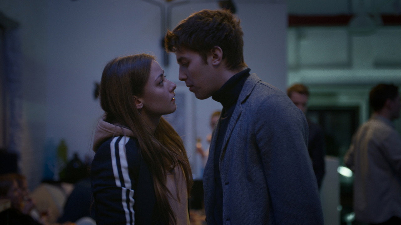 Кадр из фильма «Неадекватные люди 2»