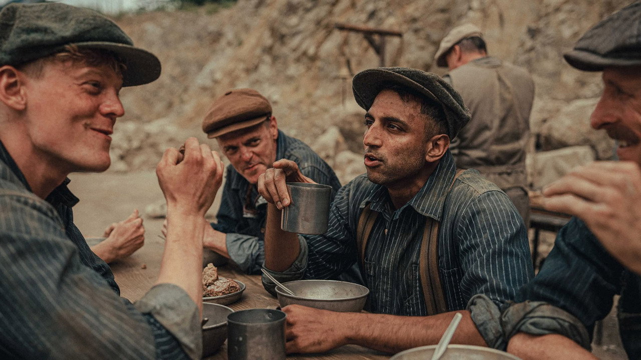 Кадр из фильма «До последнего грамма»