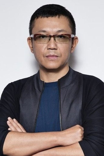 李力
