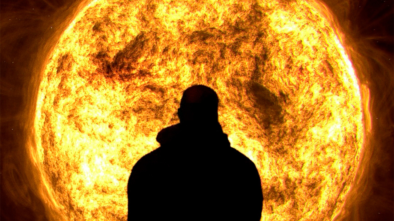 Кадр из фильма «Канье Уэст: Во имя кого?»