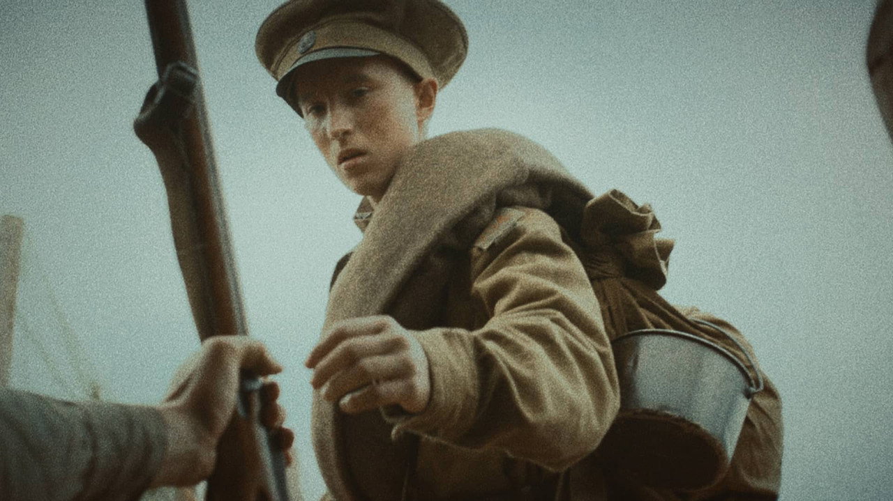 Кадр из фильма «Мальчик русский»