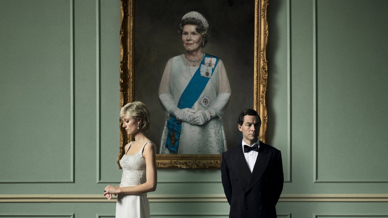 Кадр из сериала «Корона»