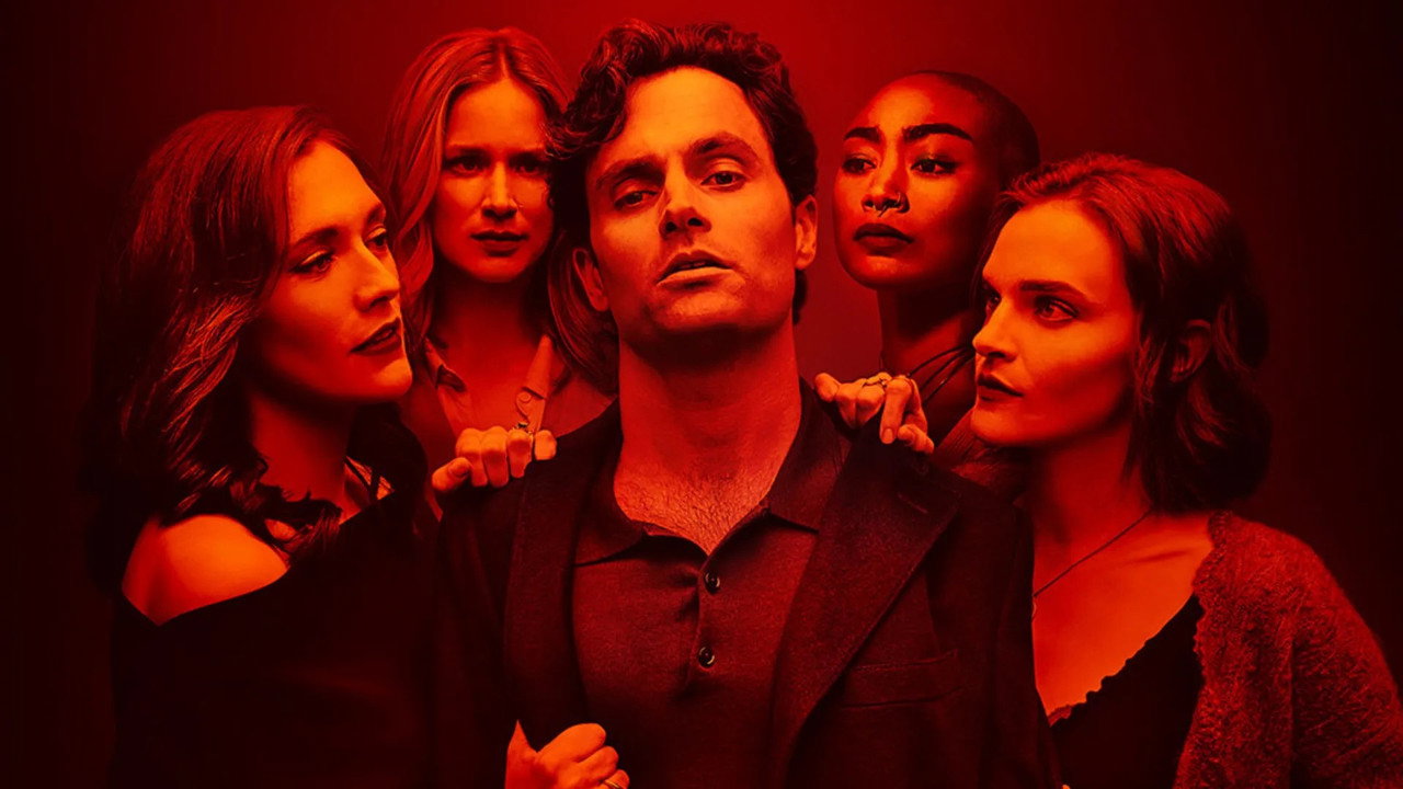 Кадр из сериала «Ты»