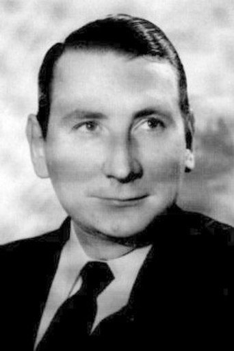 Альфред Адам