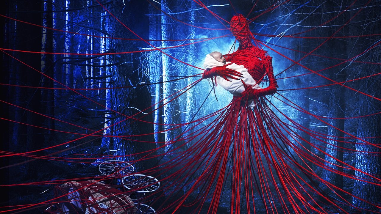 Кадр из фильма «Яга. Кошмар тёмного леса»