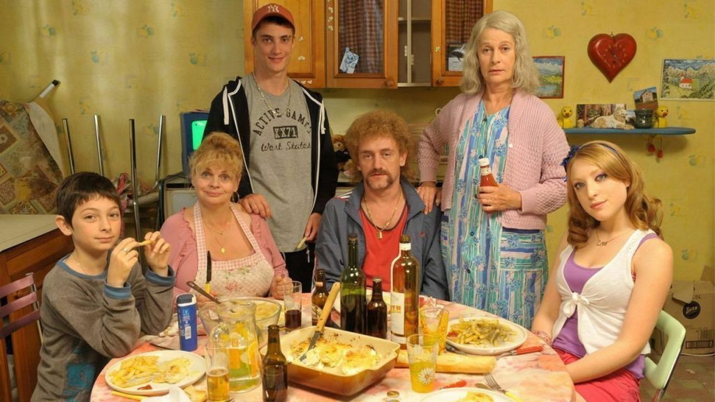 Кадр из фильма «Семейка с приветом: Миллионы по ветру»
